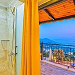 Seaview 4 Bedroom 5m Drive To Villa Kalkan