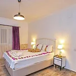 Villa Seaview 4 Bedroom 5m Drive To Kalkan