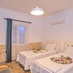 Villa Seaview 4 Bedroom 5m Drive To Kalkan