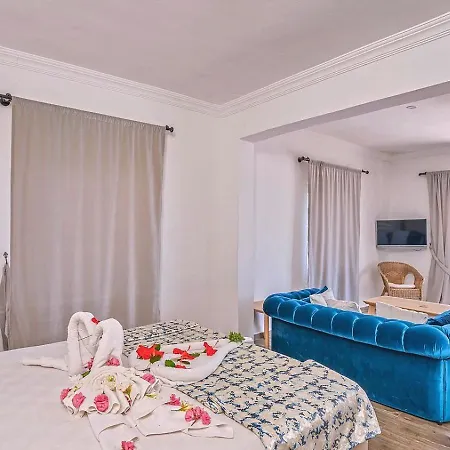 Seaview 4 Bedroom 5m Drive To فيلة *