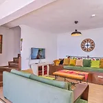 Vila Seaview 4 Bedroom 5m Drive To