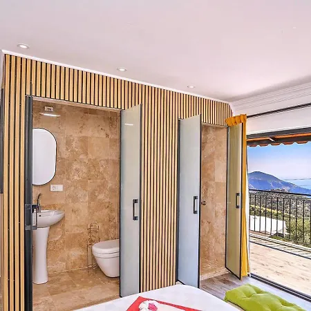 וילה Seaview 4 Bedroom 5m Drive To קלקן