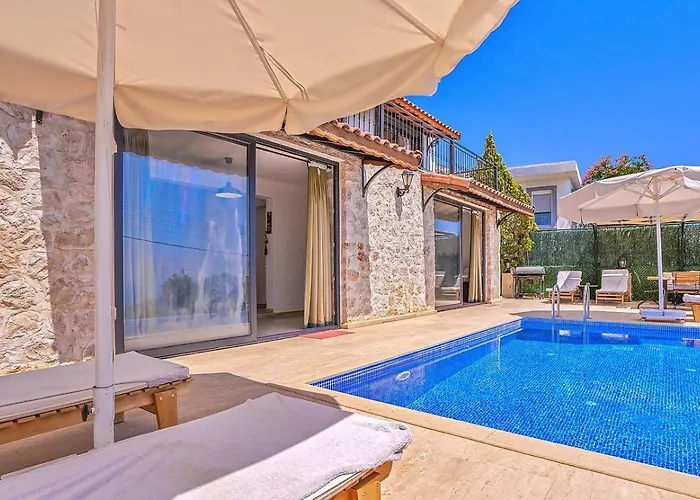 Seaview 4 Bedroom 5m Drive To Kalkan