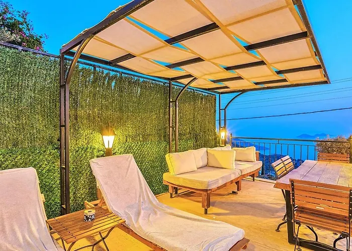 Villa Seaview 4 Bedroom 5m Drive To