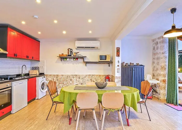 Seaview 4 Bedroom 5m Drive To Villa Kalkan