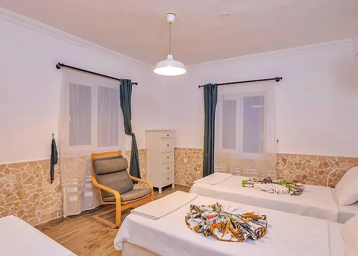 Villa Seaview 4 Bedroom 5m Drive To