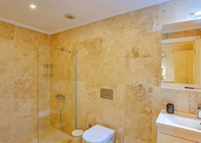 Seaview 4 Bedroom 5m Drive To * Kalkan