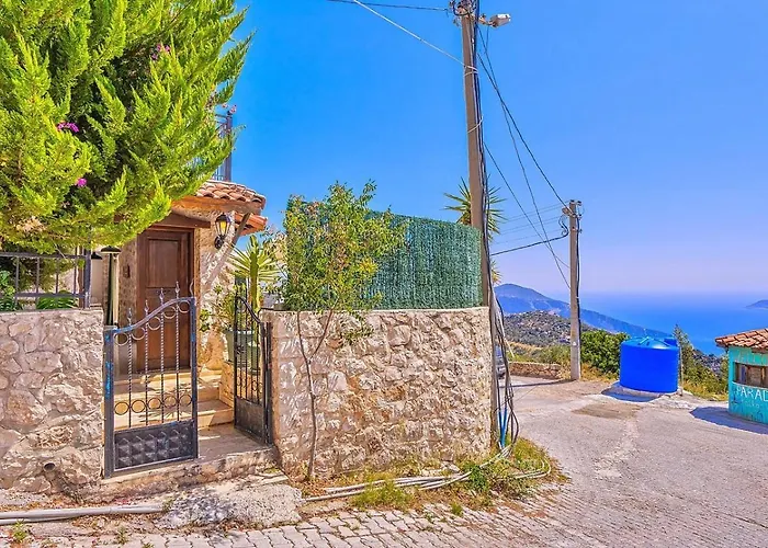 Villa Seaview 4 Bedroom 5m Drive To