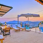 Seaview 4 Bedroom 5m Drive To Vilă Kalkan