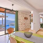 Seaview 4 Bedroom 5m Drive To Vilă Kalkan